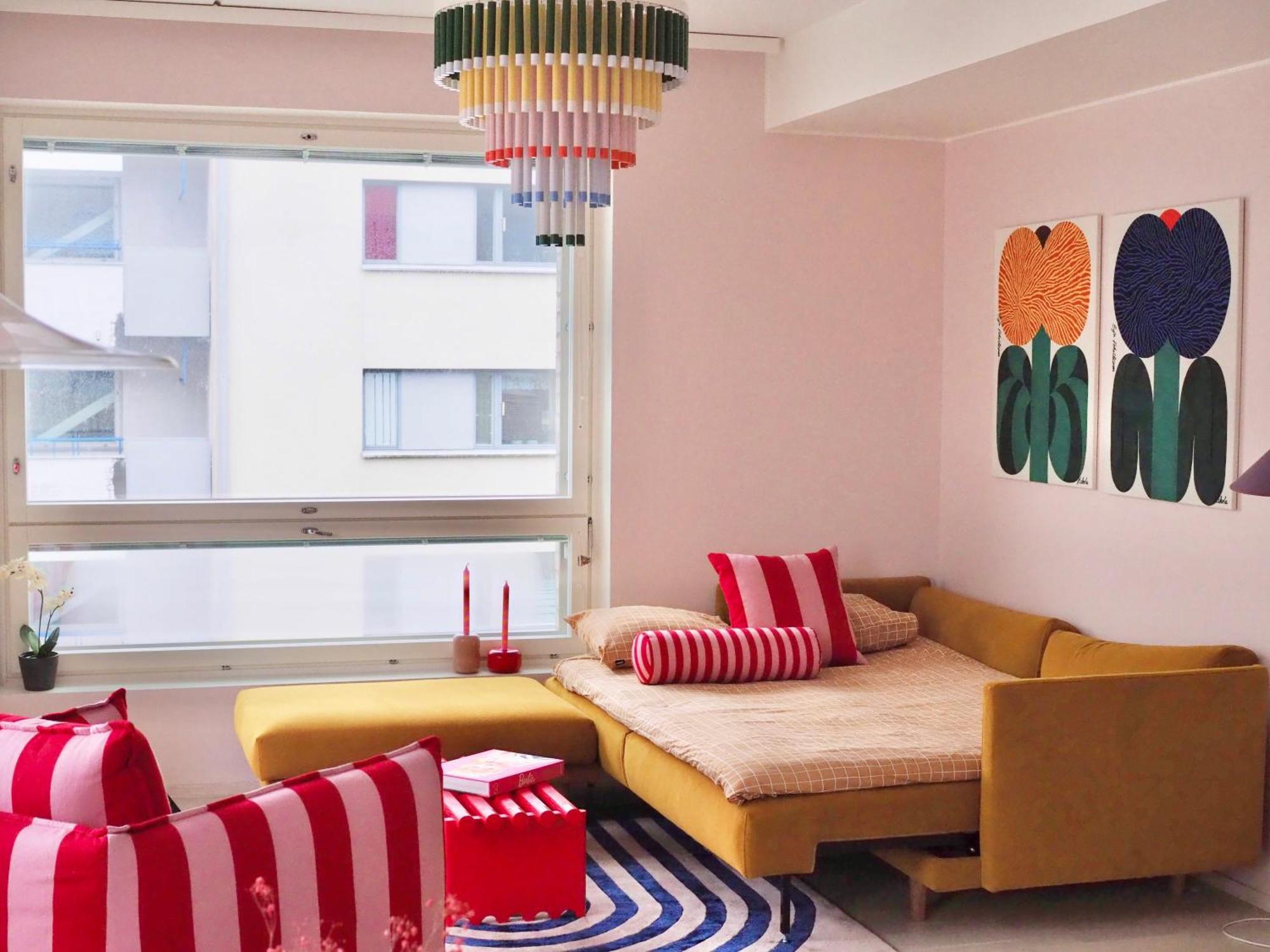 Candy-Colored Two-Room Condo With Sweet Views Хелзинки Екстериор снимка